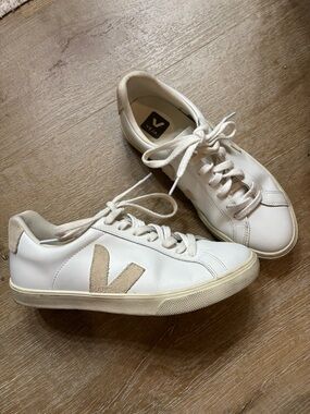 Veja Esplar Women's White Leather  Sneaker with Beige Suede V